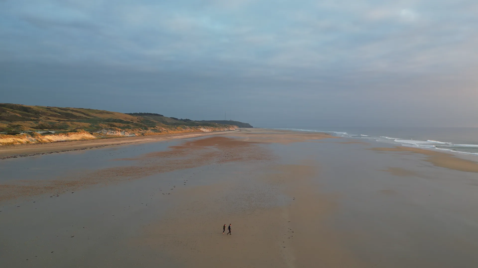Surfeurs & coucher de soleil — Normandie — 9